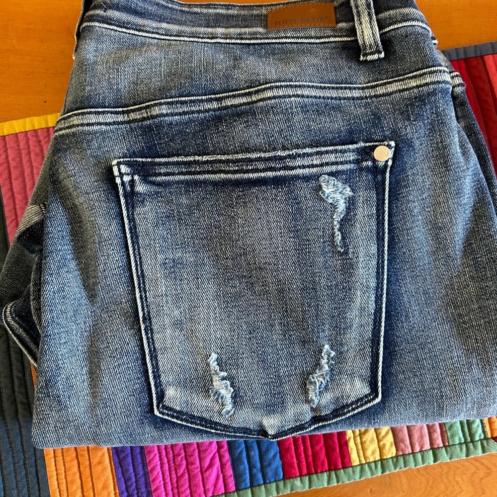 Judy Blue “Ripped” Boyfriend Fit Jeans.  Size 20W.